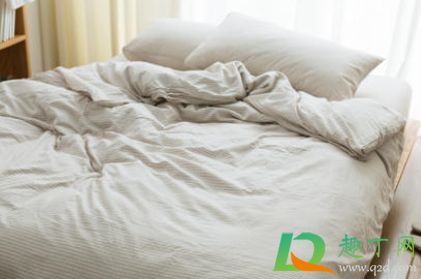 白衣服发黄怎么洗白最快最干净(白衣服发黄洗白简单有效方法) 白衣服发黄怎么洗白最快最干净(白衣服发黄洗白简单有效方法)