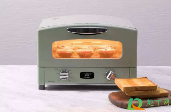 烤箱是先预热还是把食物放里面一起(烤箱预热好以后直接打开放入食物吗)