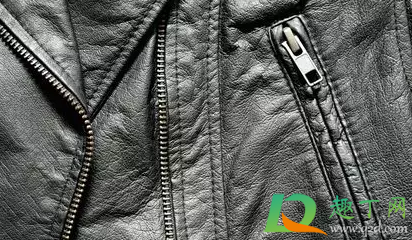 皮衣大面积发霉怎么洗(皮衣发霉的处理方法) 皮衣大面积发霉怎么洗(皮衣发霉的处理方法)