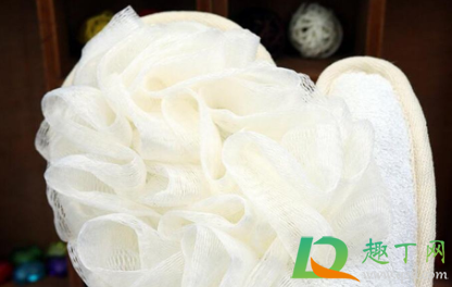 洗澡搓泥对身体有害么(长期使用搓澡泥,对身体好不好)