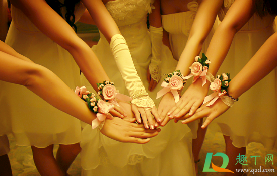 结婚伴娘就一个人会不会很尴尬(没伴娘会不会尴尬) 结婚伴娘就一个人会不会很尴尬(没伴娘会不会尴尬)