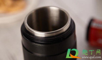 杯子上的字迹怎么消(陶瓷杯子上的字迹怎么去除)