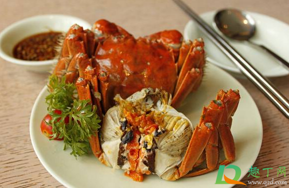 螃蟹放盘子里蒸还是直接放篦子上蒸(蒸螃蟹用盘子还是笼) 螃蟹放盘子里蒸还是直接放篦子上蒸(蒸螃蟹用盘子还是笼)