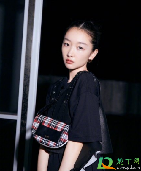 周冬雨曾志伟是真的吗(周冬雨曾志伟怎么回事) 周冬雨曾志伟是真的吗(周冬雨曾志伟怎么回事)