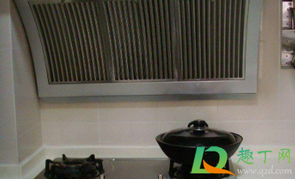 油烟机怎么清洗油垢(油烟机的油垢怎么清洗小妙招) 油烟机怎么清洗油垢(油烟机的油垢怎么清洗小妙招)