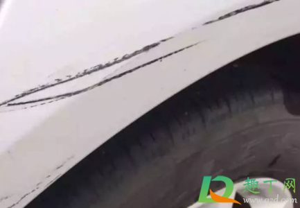 米粒大小掉漆会生锈吗(车上米粒大小的掉漆是怎么造成的)