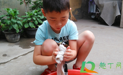 洗衣服时加什么可以除螨(洗衣服的时候加什么可以除菌除螨) 洗衣服时加什么可以除螨(洗衣服的时候加什么可以除菌除螨)