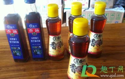 纯小磨香油来回倒有浮沫吗(小磨香油为什么要加水)