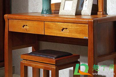 家具打蜡能上油漆吗(家具打蜡好还是上清漆)