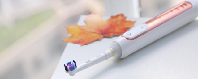 电动牙刷的正确使用方法(电动牙刷的正确使用方法图解)