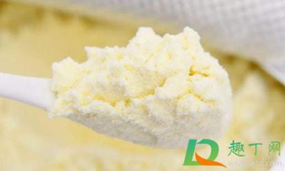 开罐奶粉起坨坨是什么原因(奶粉打开起坨坨是什么原因)