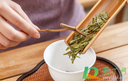 为什么喝完绿茶放屁(喝绿茶放臭屁) 为什么喝完绿茶放屁(喝绿茶放臭屁)