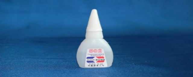 怎么快速洗掉胶水(怎样能洗掉胶水)