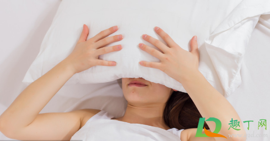 室友白天睡觉我也要安静吗(室友老是打扰睡觉) 室友白天睡觉我也要安静吗(室友老是打扰睡觉)