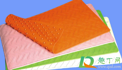 卫生间防滑垫发霉了咋办(浴室垫发霉了怎么办)