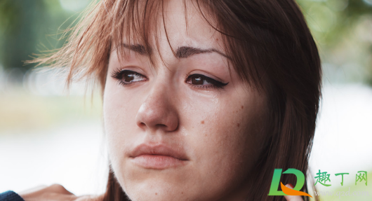 眼睛肿了怎么办(眼睛肿了怎么办才能消肿) 眼睛肿了怎么办(眼睛肿了怎么办才能消肿)