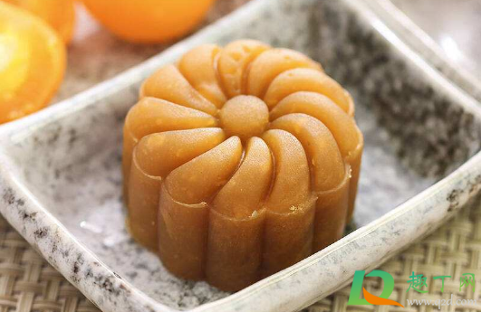 月饼出油是过期了吗(月饼出油太多)