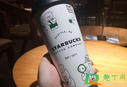 星巴克环保杯什么材质(星巴克塑料杯是什么材质)