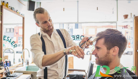 理发店的洗发水能买吗(理发店的洗发水从哪里买的)