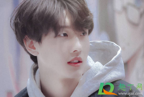 姐妹来玩水什么梗(姐妹俩玩水)