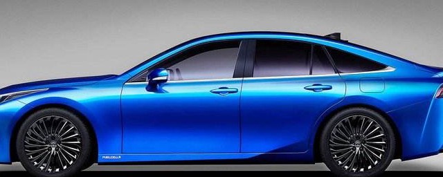 汽车贴膜的方法(汽车贴膜的方法和步骤视频)