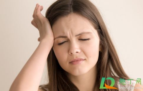 头被撞了个包会有事吗(头上撞了个包会有事吗)