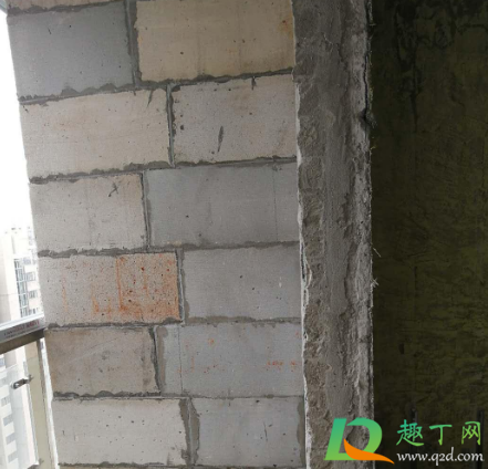 墙砌歪了2公分要拆吗(墙砌歪了10公分)