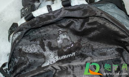 户外背包怎么清洗(清洗背包用什么清洗)