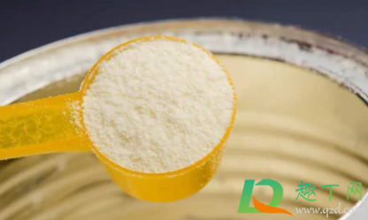 奶粉冲不开是不是假的(奶粉冲不开是质量问题吗)