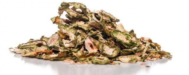 苦瓜干泡水喝的5个作用(苦瓜干泡水喝起什么作用)