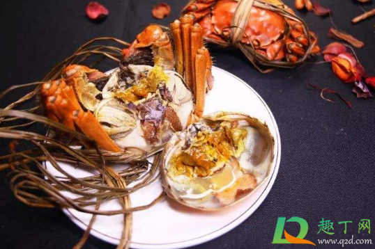 蒸螃蟹生姜要去皮吗(清蒸螃蟹需要放姜吗)