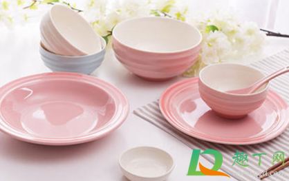 饭碗边缘有缺口还可以用吗(缺口的饭碗怎么处理) 饭碗边缘有缺口还可以用吗(缺口的饭碗怎么处理)