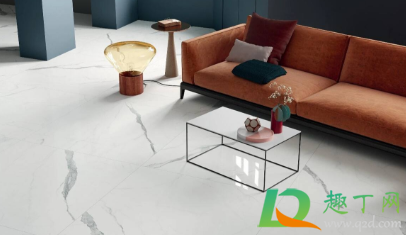 瓷砖被烧黄了怎么处理(瓷砖被火烫黄了怎么办)