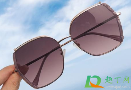 开车带什么颜色的眼镜防晒(开车防晒镜什么颜色好) 开车带什么颜色的眼镜防晒(开车防晒镜什么颜色好)