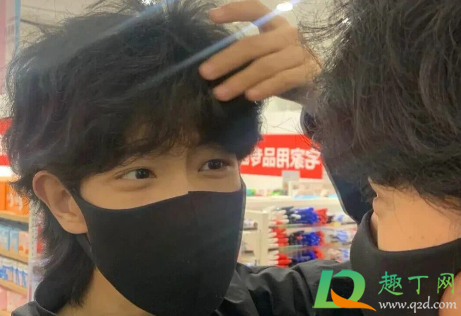 男生开黄腔是不是试探(男生有意无意的开黄腔)