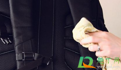 锈迹弄到皮包上怎么去掉(包包上生锈了怎么去掉) 锈迹弄到皮包上怎么去掉(包包上生锈了怎么去掉)