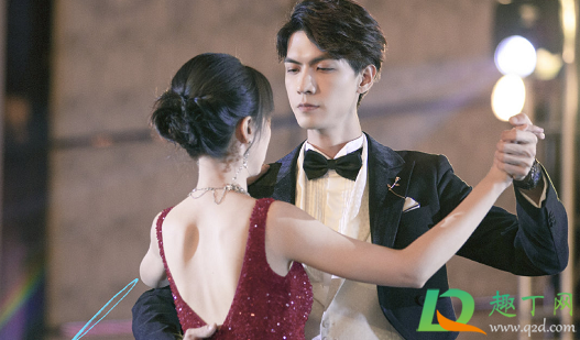 约定期间爱上你什么小说改编的(约定期间爱上你的主角是谁)