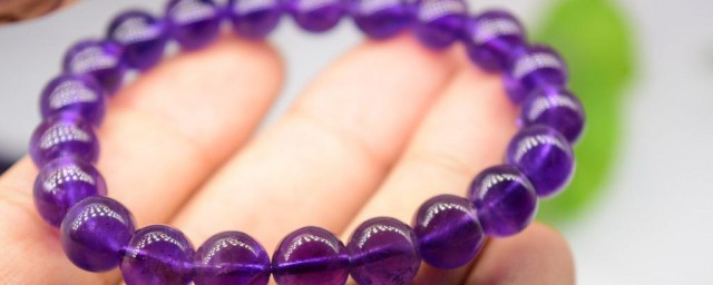 紫水晶有什么寓意呢？(紫水晶象征着什么)