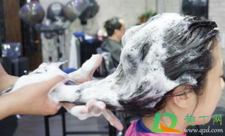 理发店的洗发水能买吗(理发店的洗发水从哪里买的)