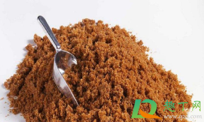 红糖结块了怎么把它弄碎(整块的红糖怎么弄碎)