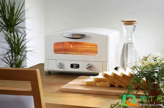 烤箱空烤结束后要拔掉电源吗(烤箱烤完可以直接拔电源吗)