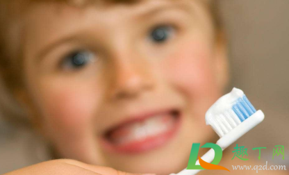 儿童建议用电动牙刷吗(儿童到底能不能用电动牙刷) 儿童建议用电动牙刷吗(儿童到底能不能用电动牙刷)