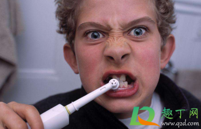 儿童建议用电动牙刷吗(儿童到底能不能用电动牙刷) 儿童建议用电动牙刷吗(儿童到底能不能用电动牙刷)