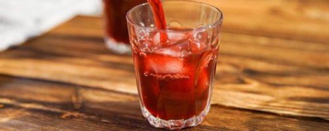 酸梅汤的功效与作用简述(酸梅汤的功效与作用分别有哪些?)