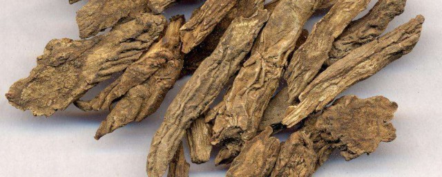 川牛膝具体好处(川牛膝的作用有)