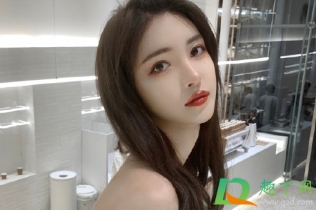 李由是男是女(李由是男的还是女的)