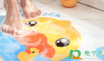 防滑垫有异味怎么处理(防滑垫气味大有害吗)