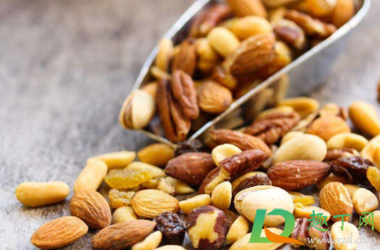 坚果不脆了能吃吗(不脆的坚果如何变脆) 坚果不脆了能吃吗(不脆的坚果如何变脆)