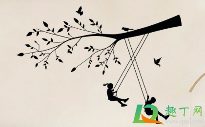 墙上贴画胶印怎么去除(怎么除墙上的胶印)