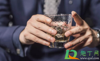 喝醉了吃冰可以缓解吗(吃冰能解酒吗) 喝醉了吃冰可以缓解吗(吃冰能解酒吗)